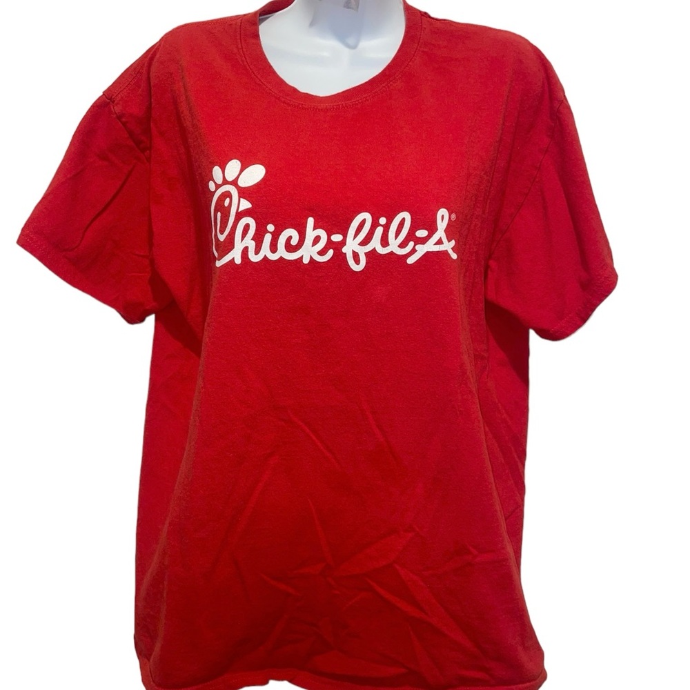 OOBE Chick-Fil-A Red Crew Neck Short Sleeve TShirt Size Large